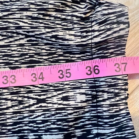 ✨Rewind Printed Jogger Pants (Size 9) - Light & Comfy Summer Casual! - Picture 9 of 13